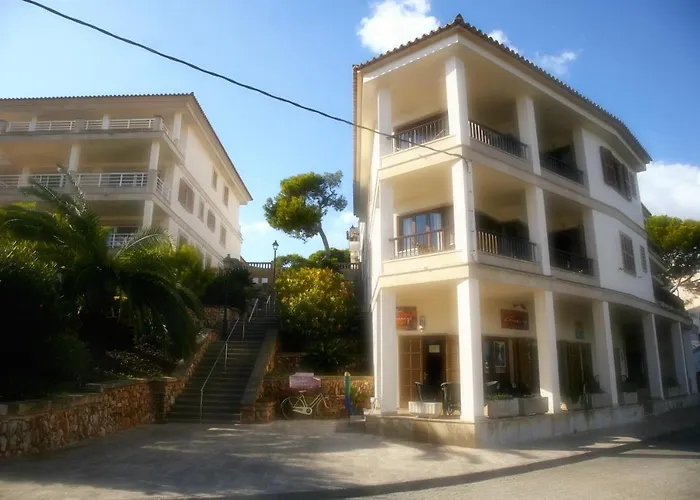 Apartamentos Cala Figuera