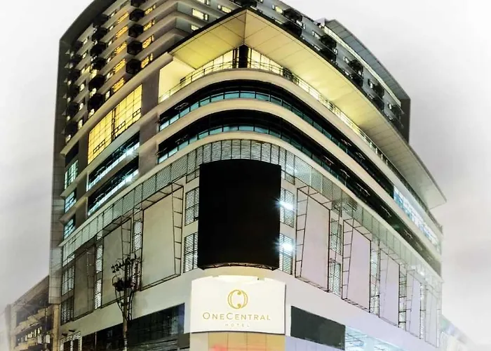 One Central Hotel&Suites
