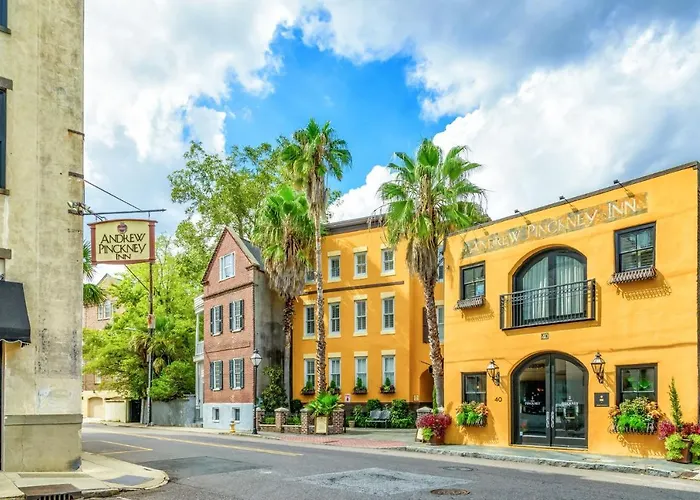 Hotels With Four Stars Andrew Pinckney Inn