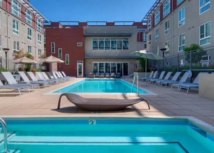 Global Luxury Suites In The Heart Of Silicon Valley