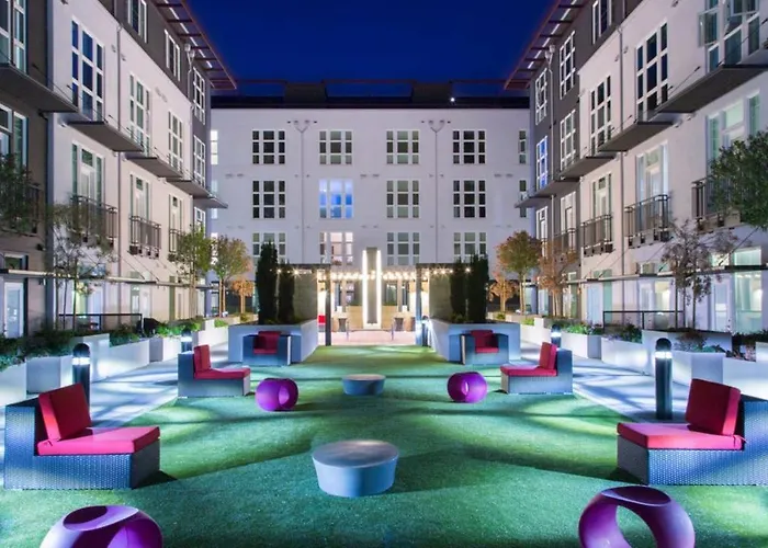 Global Luxury Suites In The Heart Of Silicon Valley