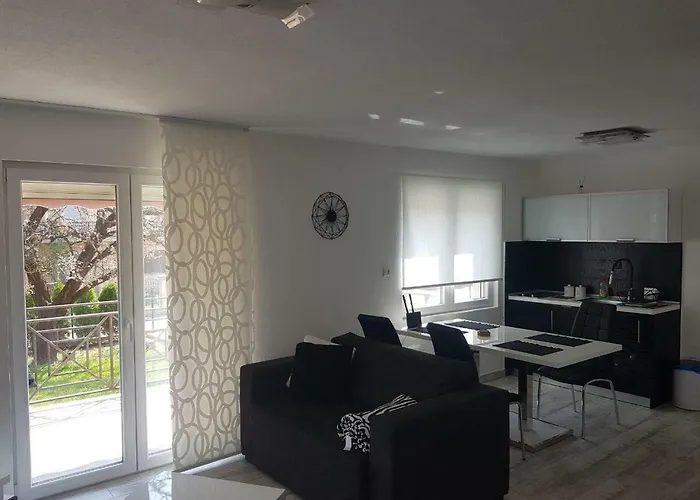 Apartment Azulmburgo
