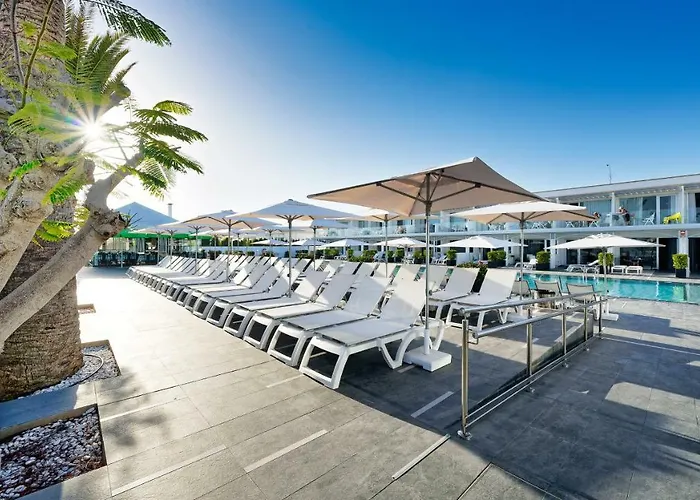 Ura Hotels Lara Adults Only