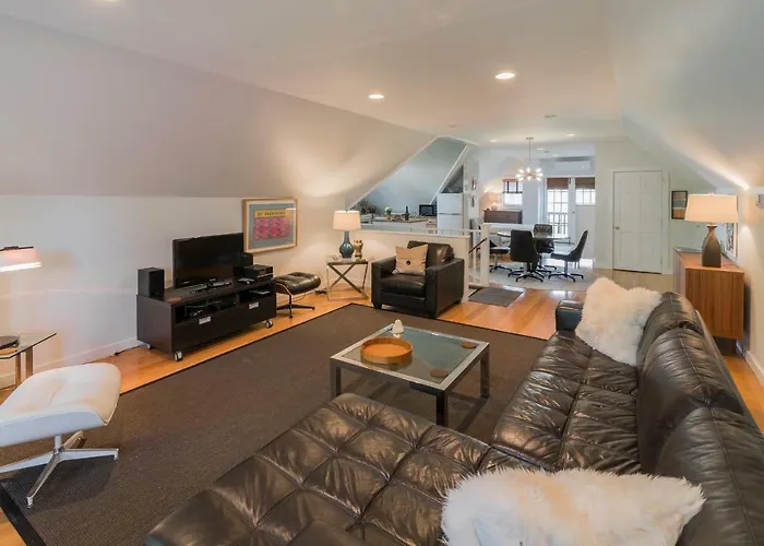 The Carriage House Loft