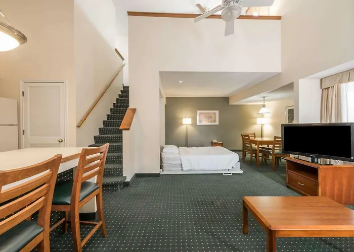 Hawthorn Suites Fort Worth University