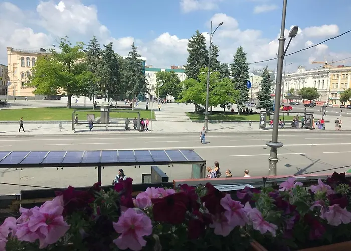 Modern Luxury Studio In The Center Of Kharkiv At Konstitutsii Square
