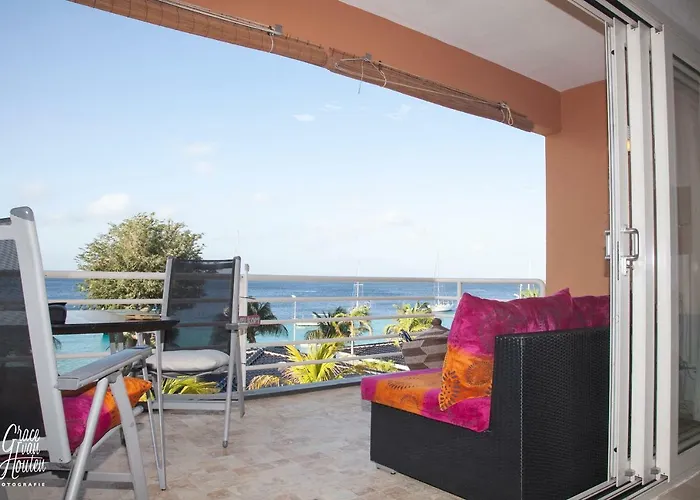 Bonaire Seaside Apartments