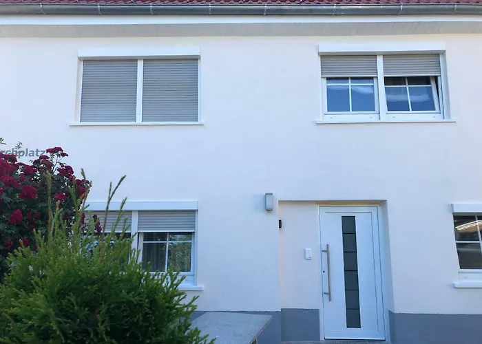 Guest Appartements Mit 2 Getrennten Schlafzimmern Fuer 4 Personen 24H Check In