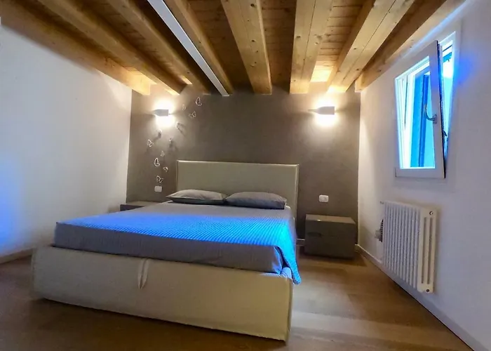 Casa Calle Pescheria