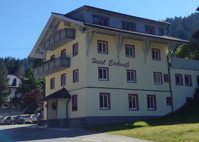 Edelweiss - Bergdorf Gargellen 1423M - 200M Zur Schafbergbahn