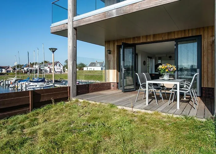 Appartement Voor 4 Personen Aan D'Ouwe Haven In Kamperland