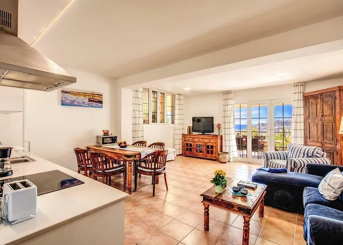Granada I Apartments