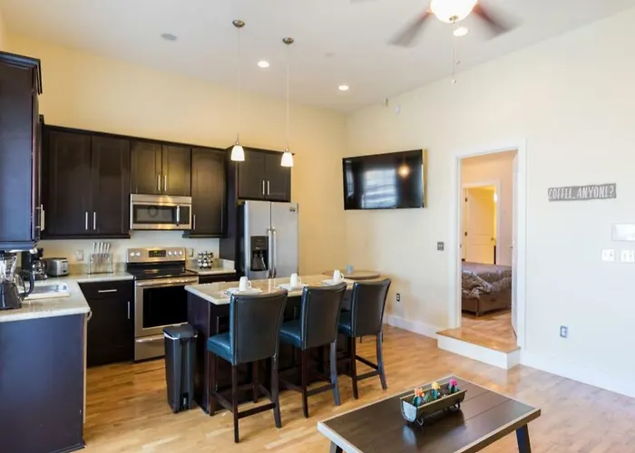 Stunning Condos - Heart Of Nola - Walk Everywhere