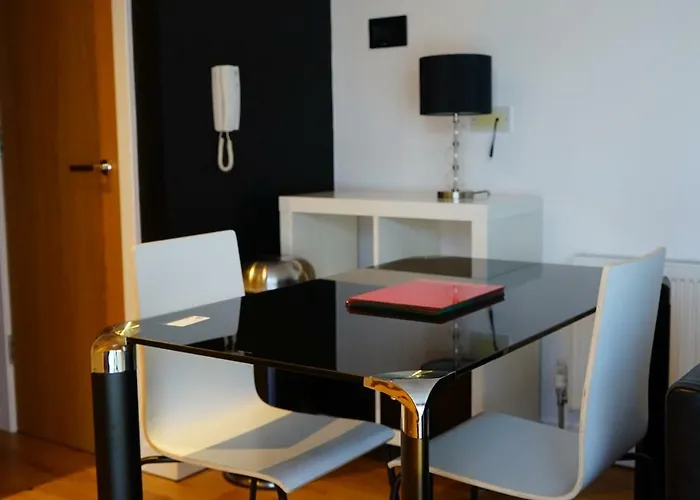 Hullidays - The Sawmill Suite