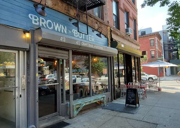 Brownstone Loft 30 Day Bookings