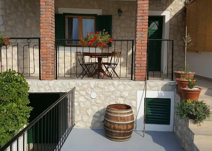 Apartment Cernesa