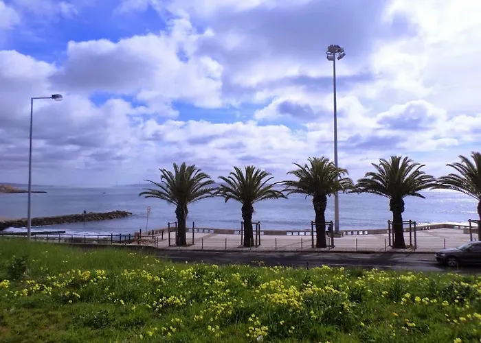 Entre O Mar E Lisboa