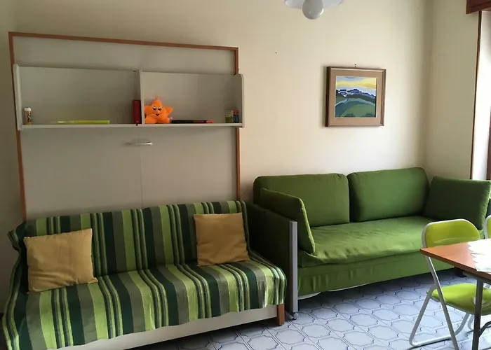 Appartamento In Riviera Ligure