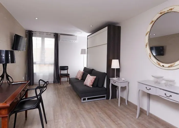 At Home In Lyon
