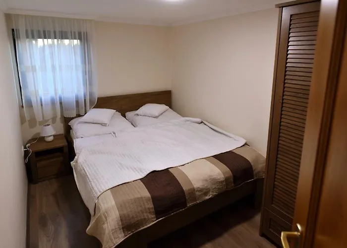 Siraly Apartman