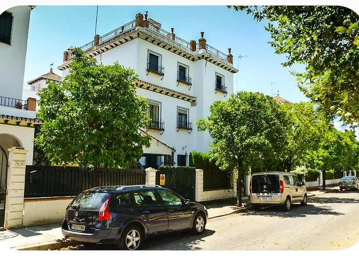 Hotel cerca del colegio: Heliópolis I