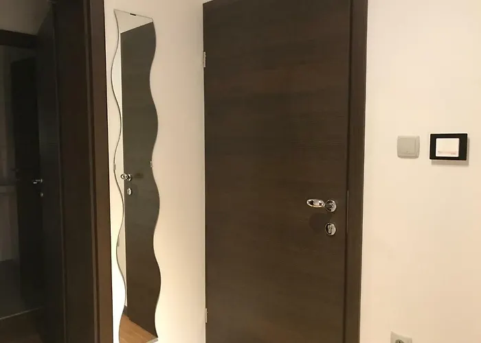 Petiva House