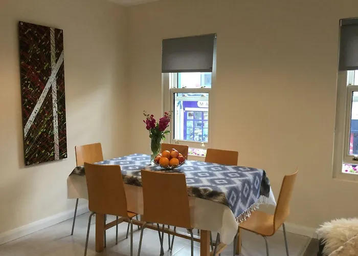 Rose Alley Apartment