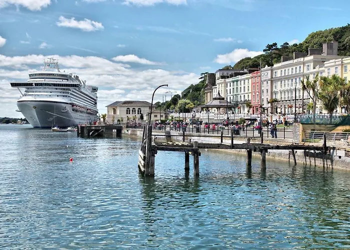 Townhouse In Centre Of Cobh