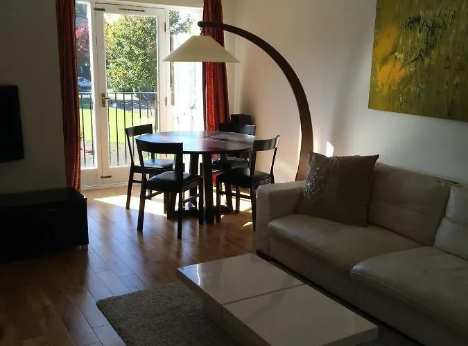 Beautiful Kingston Apartment