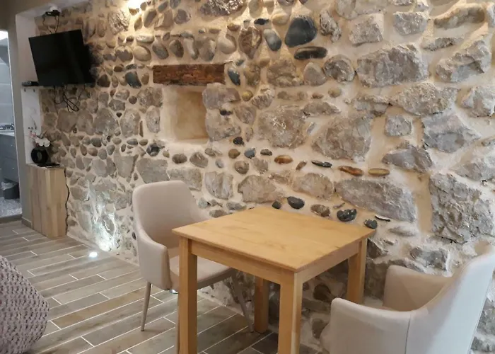 Studio Mistral