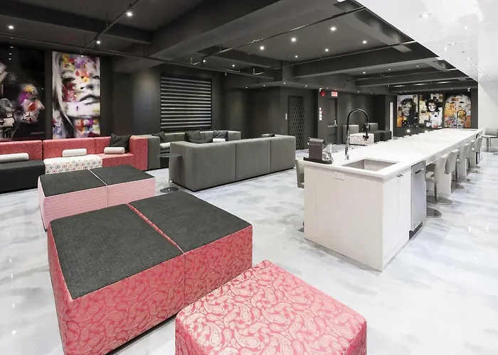 The Presidential Loft At The Holland Hotel