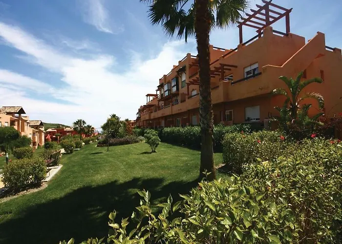 Casares Appart 2 Ch Dans Parc Tropical Avec Vue Sur Mer, Montagne Et Piscine