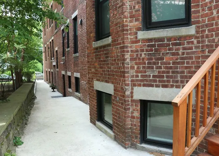 A Stylish Stay W/ A Queen Bed, Heated Floors.. #3