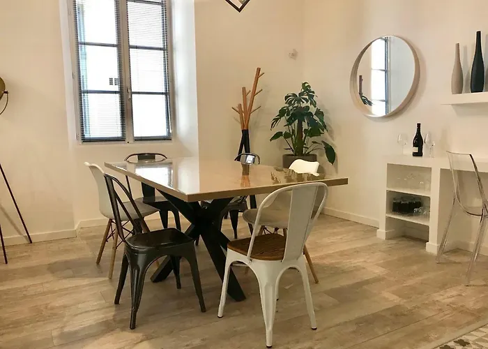 Feel@Home Nemausus « Le 4 »