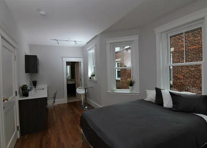 A Stylish Stay W/ A Queen Bed, Heated Floors.. #3