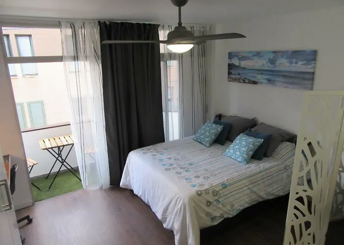 Estudio con encanto en la playa (aptos.salinetas)