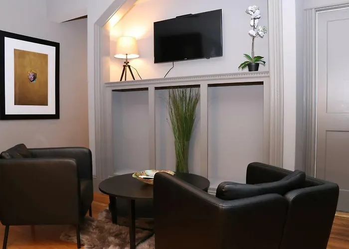 A Stylish Stay W/ A Queen Bed, Heated Floors.. #25