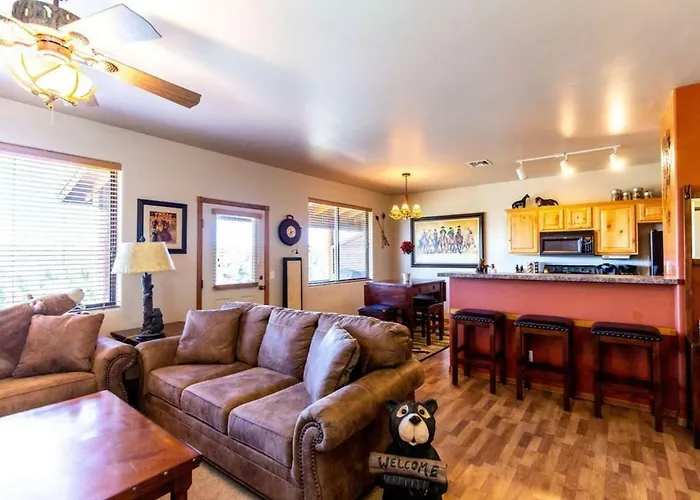 Elegant Cottage With Wonderful Views Near Fh Lake