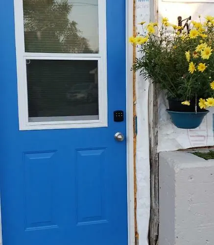 Campbellford Studio Apt 4