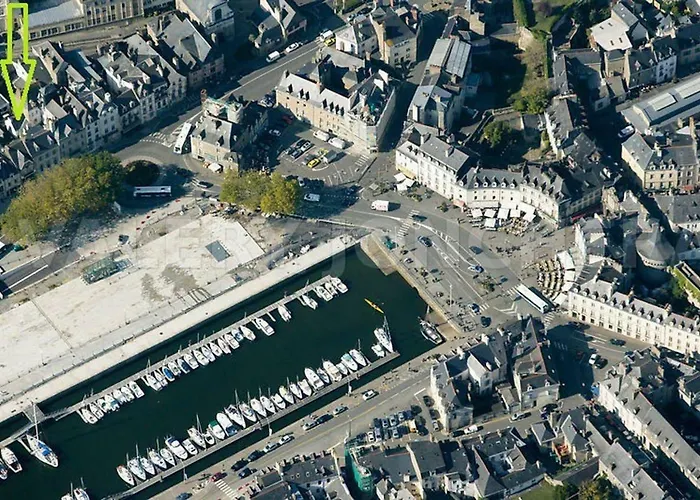 Ty Laumann Sur Le Port Petite Maison Avec Jardin - Parking Gratuit