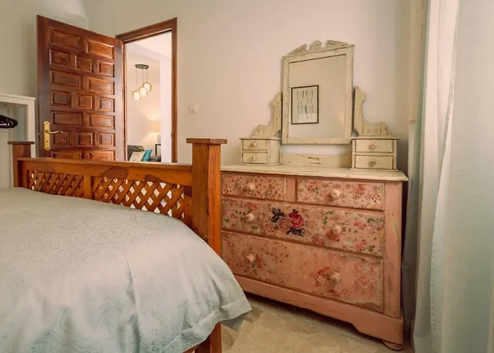 Alhaurin Old Town, Casa Flamingo, 2 Bed Apartment