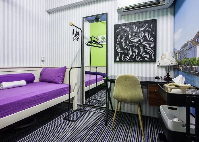 Usm Designer Dwell