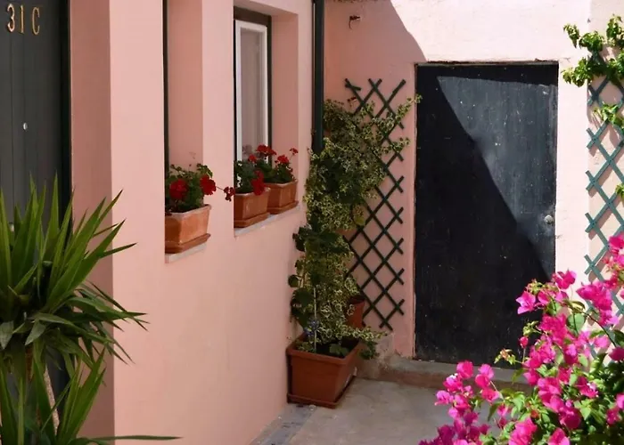 Bairro Alto House, By Timecooler