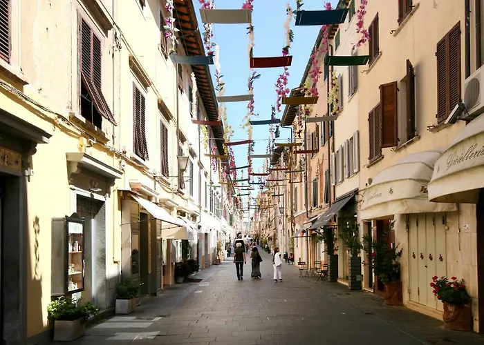 La Piccola Atene Musa Centro Storico Pietrasanta