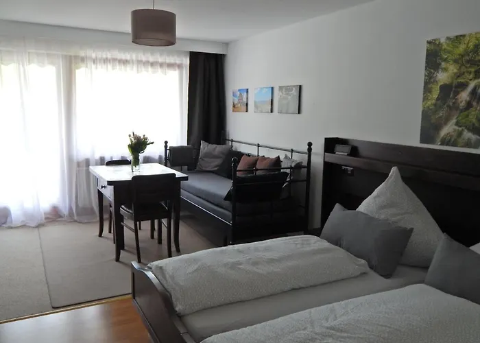 Free Apartment - Burgblick