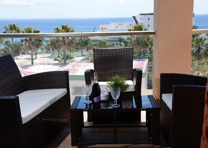 Esquinzo Pool&Beach