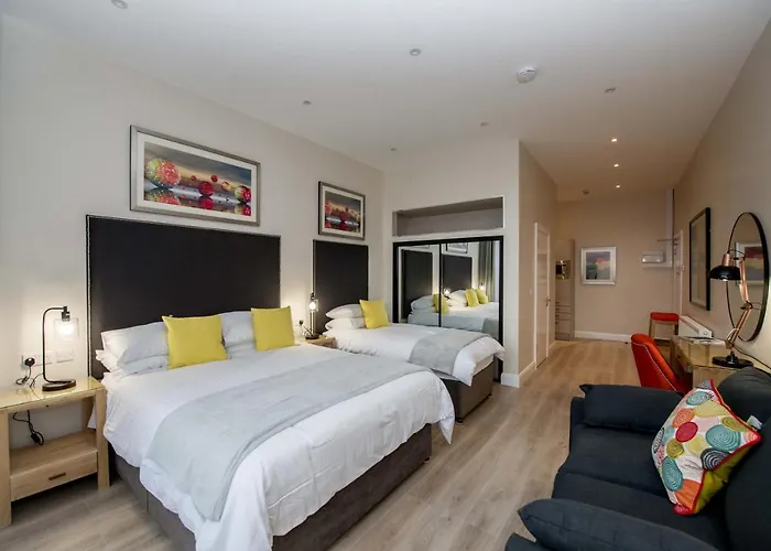 The James Suites