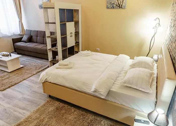 Select City Center Apartments