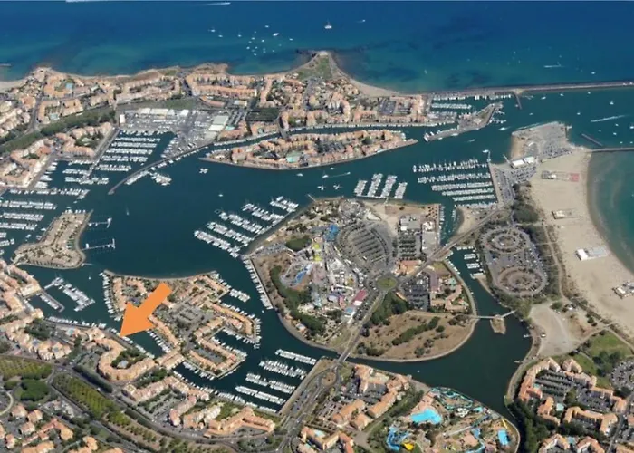 Cap Capistol Studio le Cap d'Agde vue port