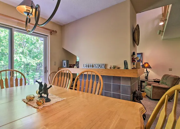 Killington Condo W/ Spa ~ 3 Miles To Ski Resort!
